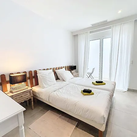The Privacy By Seaviews
