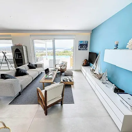 The Privacy By Seaviews Villa *