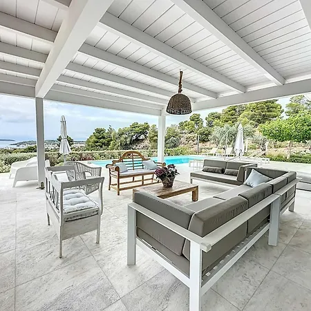 The Privacy By Seaviews Villa Porto Heli