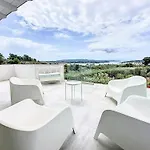 The Privacy By Seaviews