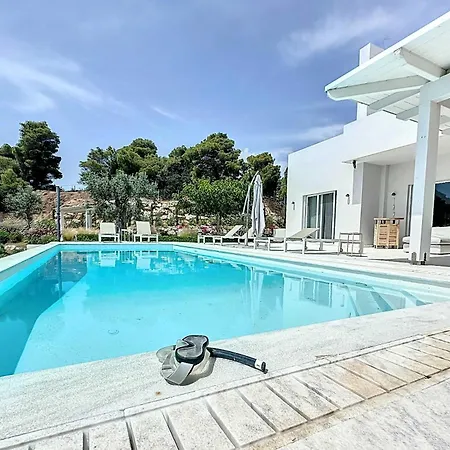 The Privacy By Seaviews *