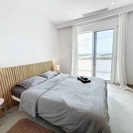 The Privacy By Seaviews Villa