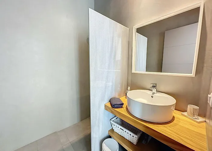 The Privacy By Seaviews *