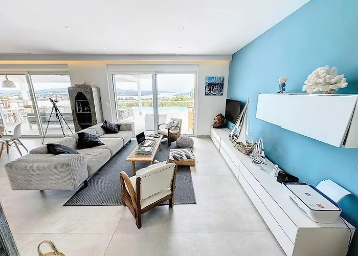 The Privacy By Seaviews Villa *