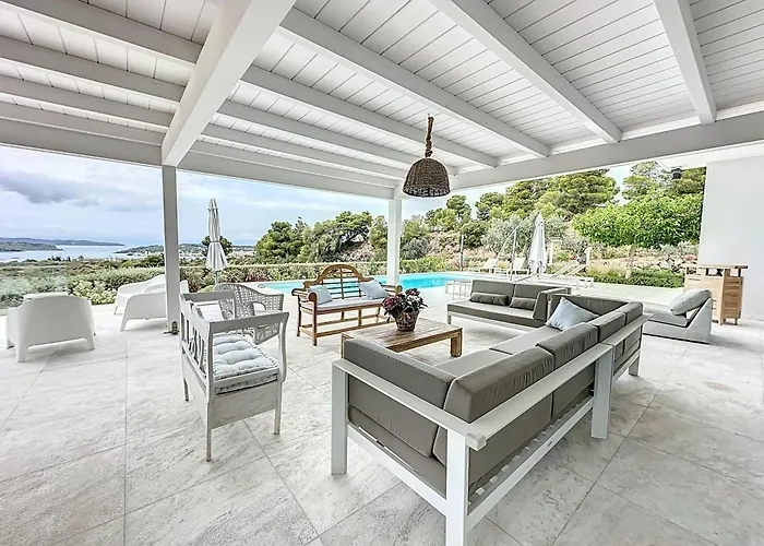 The Privacy By Seaviews *