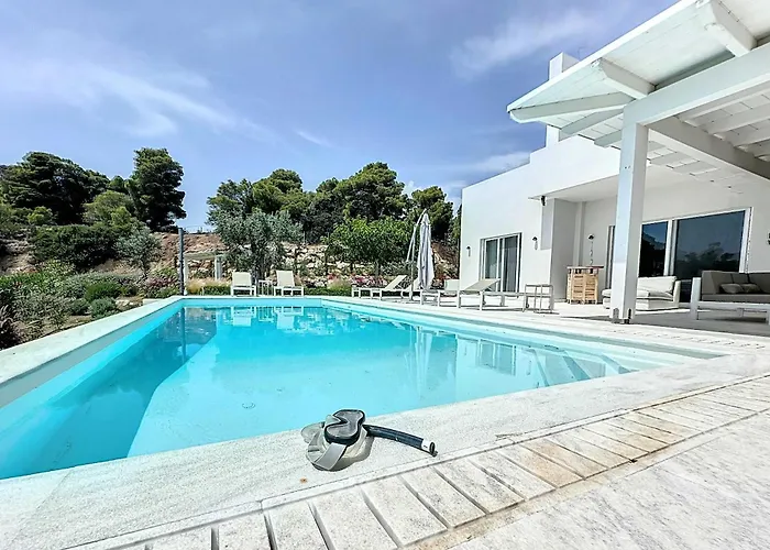 The Privacy By Seaviews *